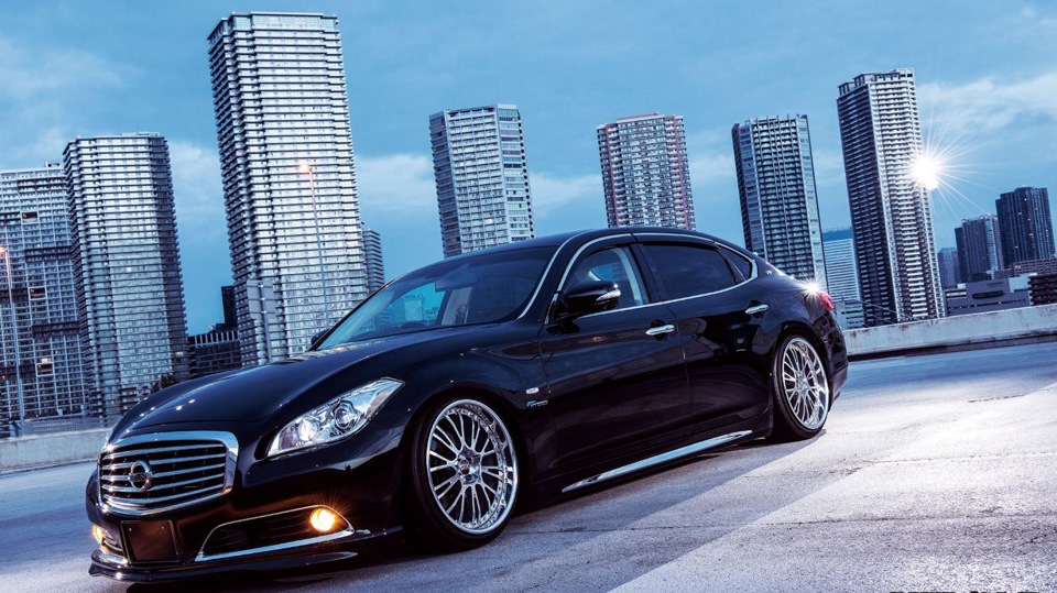 Фото в бортжурнале Infiniti M (3G)
