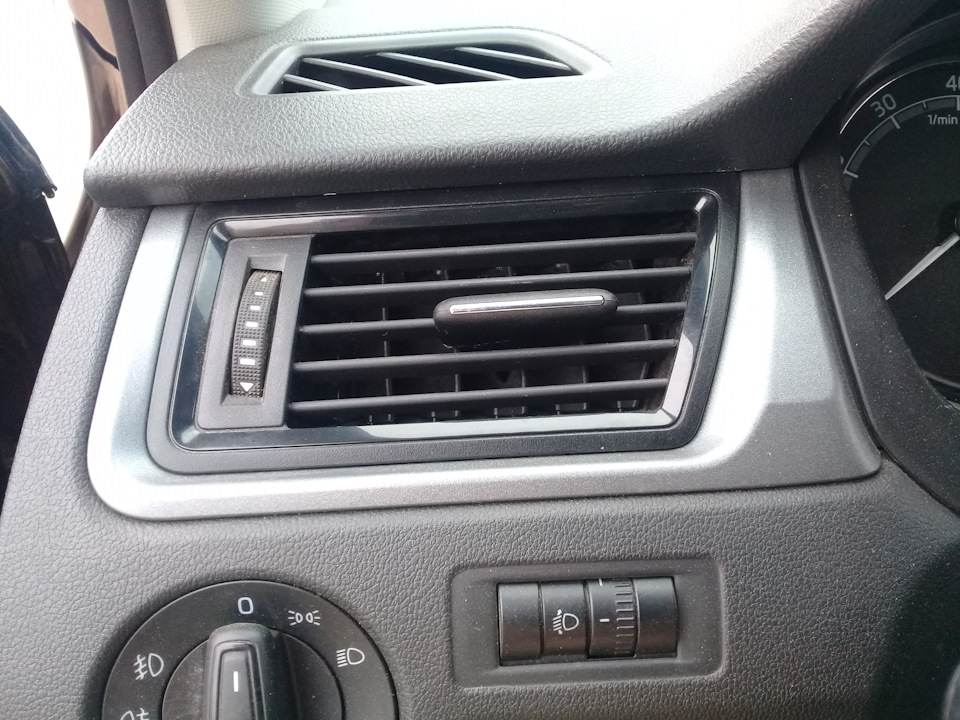Фото в бортжурнале Skoda Rapid (1G)