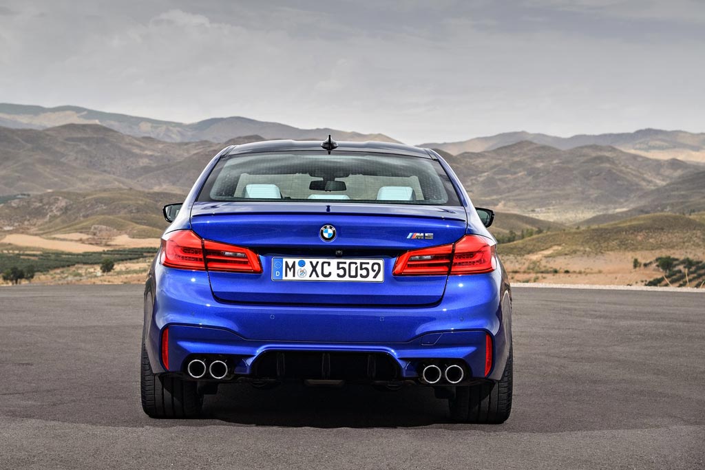 Новая модель BMW M5 2018 фото
