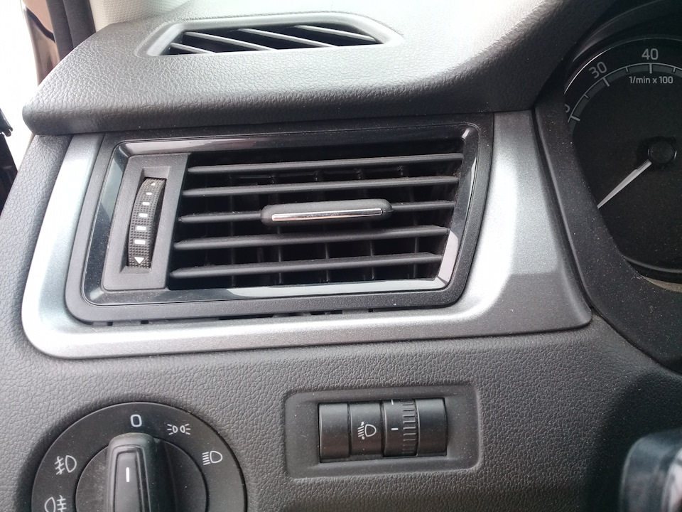 Фото в бортжурнале Skoda Rapid (1G)