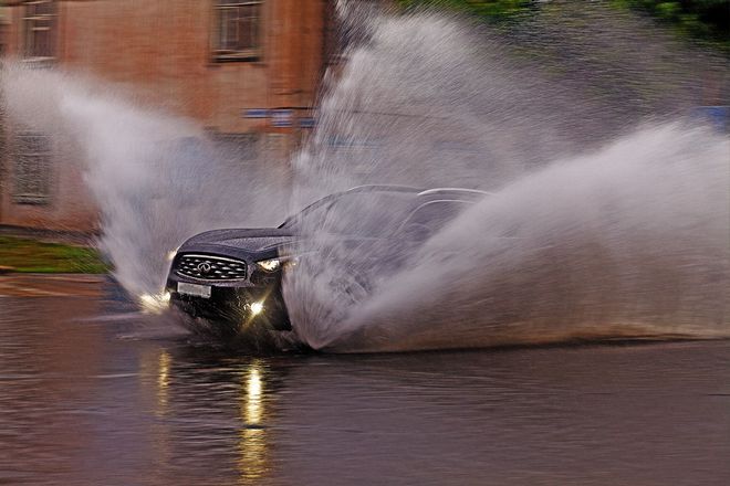 Есть меры предосторожности, которые помогут предотвратить аквапланирование
